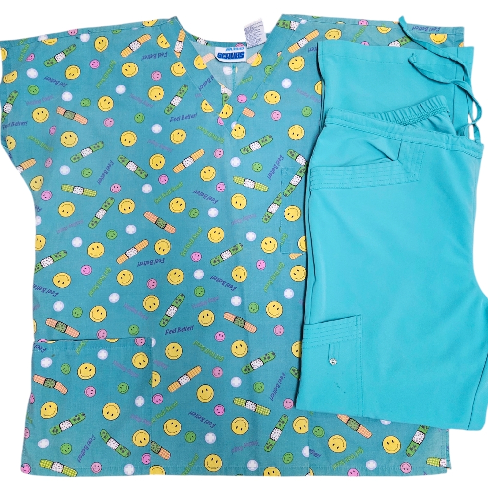 Smiley face scrub set